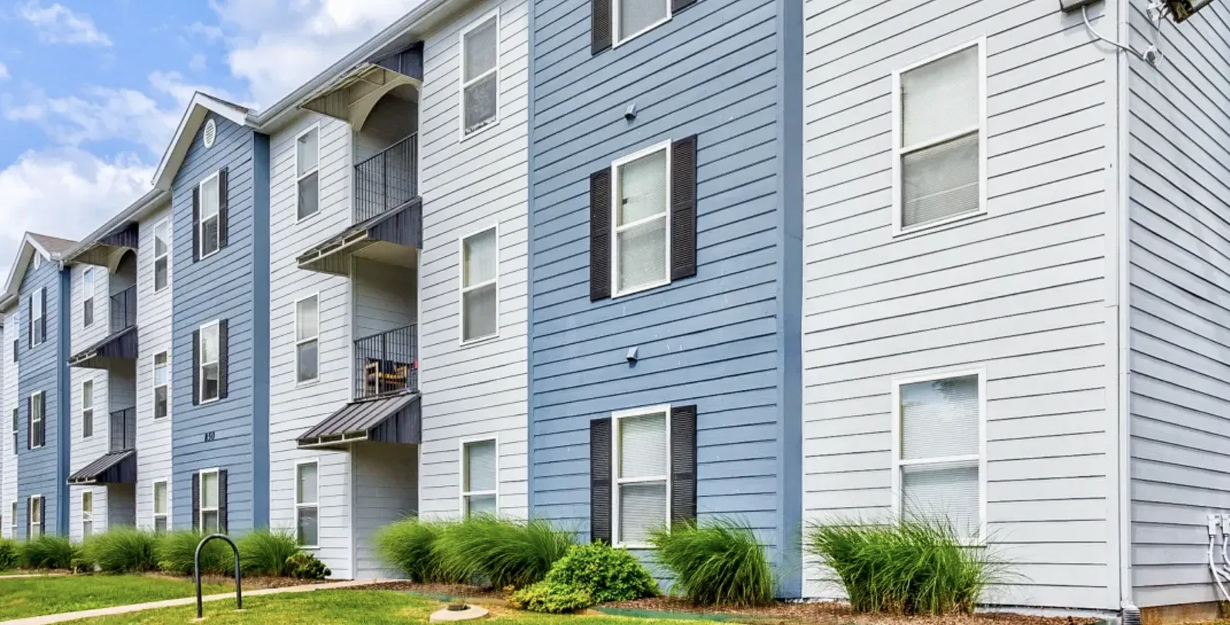 The Mountain View Apartment Complex in Arkansas, US