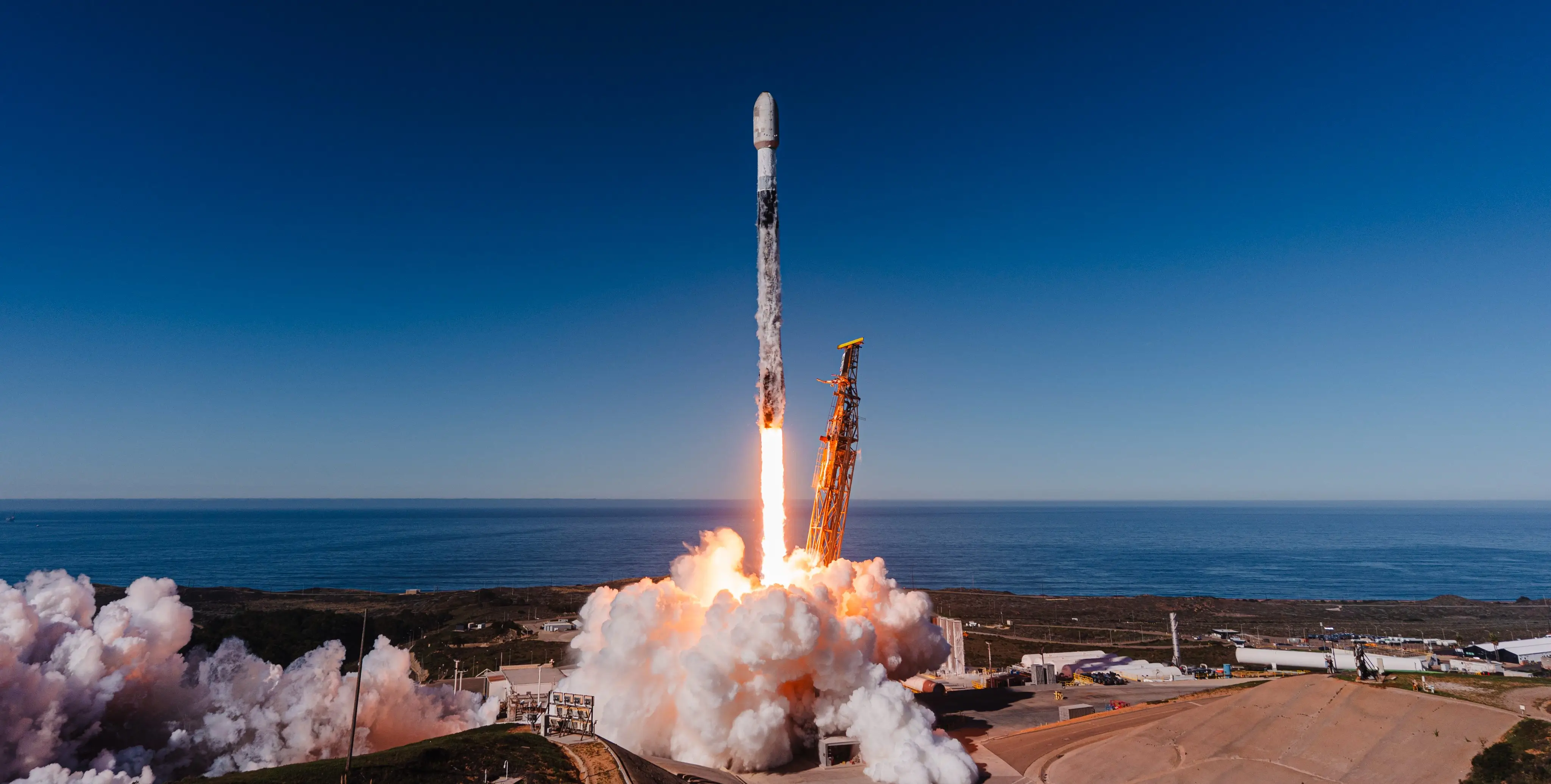 Spacecoin CTC-1 satelite launch by SpaceX Falcon-9