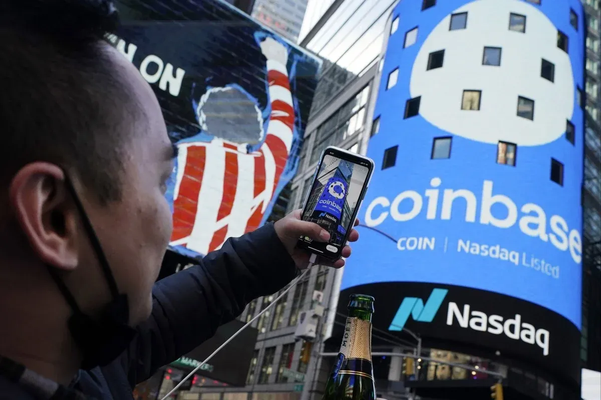 coinbase nasdaq.webp